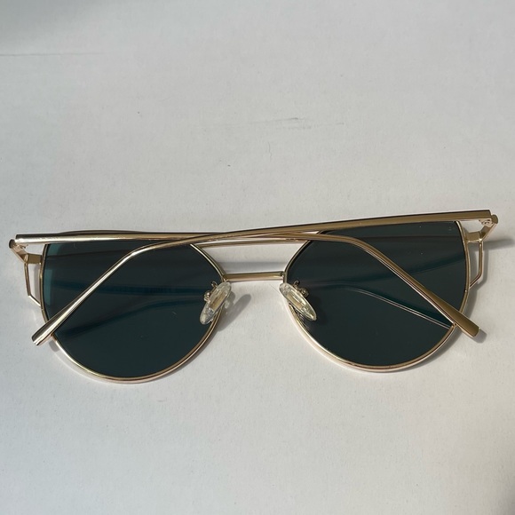 SOJOS Rose Gold Mirrored Cat Eye Sunglasses - Picture 8 of 9